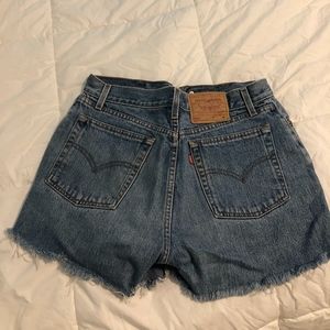 Levi's high waited shorts